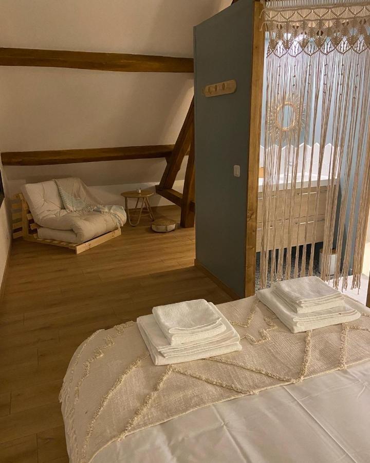 La Charmeraie : Gite De Charme, Piscine Et Spa Thesee Екстер'єр фото